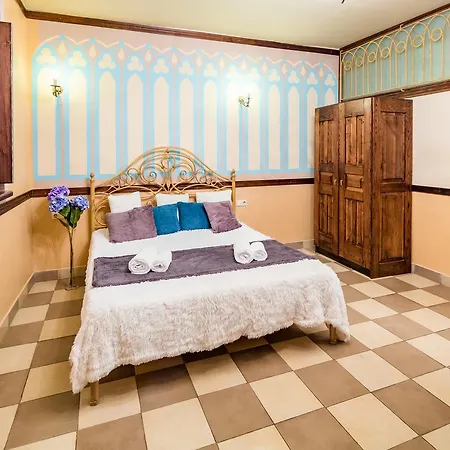 Kraft Boutique Apart-hotel 3*