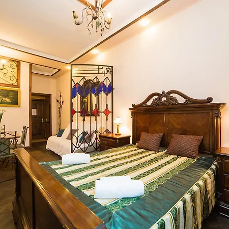 Kraft Boutique Apart-hotel Ξενοδοχείο Λβιβ