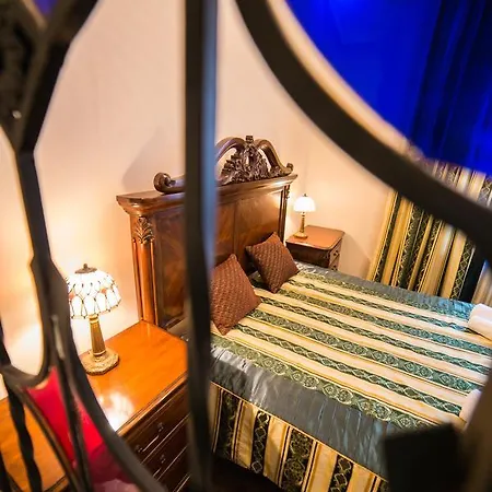 Kraft Boutique Apart-hotel 3* Λβιβ